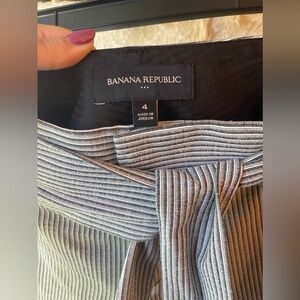 Banana Republic Tie-Waist Wide Leg Pants - Size 4